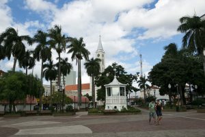 Foto de praça no centro da cidade, representando abrir empresa em Birigui