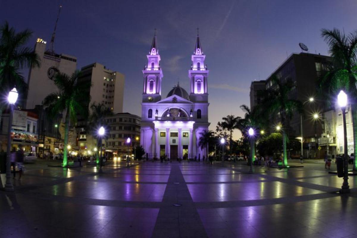 Igreja em Campos dos Goytacazes, representando escritório de contabilidade em Campos dos Goytacazes - Abertura Simples