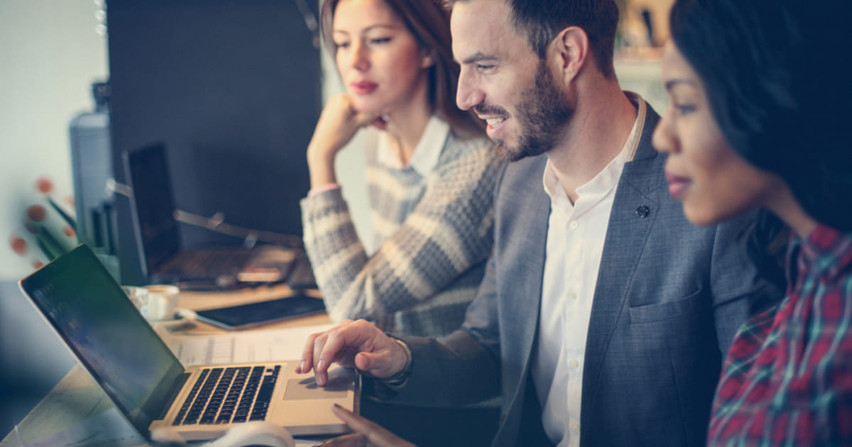 Empreendedores. representando empreender em Uberlândia - Abertura Simples