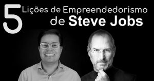 Foto de Rogério Fameli ao lado de Steve Jobs, representando as cinco lições de Steve Jobs