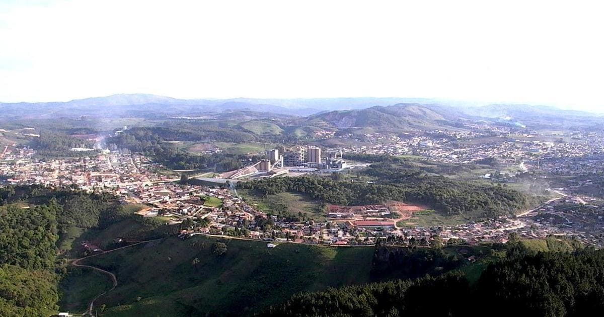 Foto aérea da cidade, representando abrir empresa em Itaperuçu