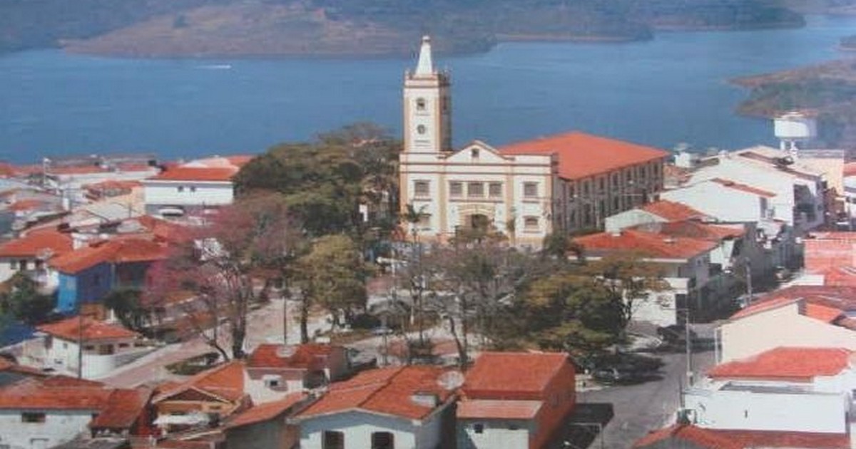 foto da igreja principal da cidade, representando como abrir empresa em Nazaré Paulista