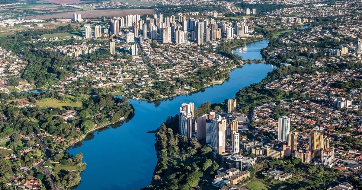 Imagem aérea da cidade para quem deseja empreender e abrir empresa em Londrina