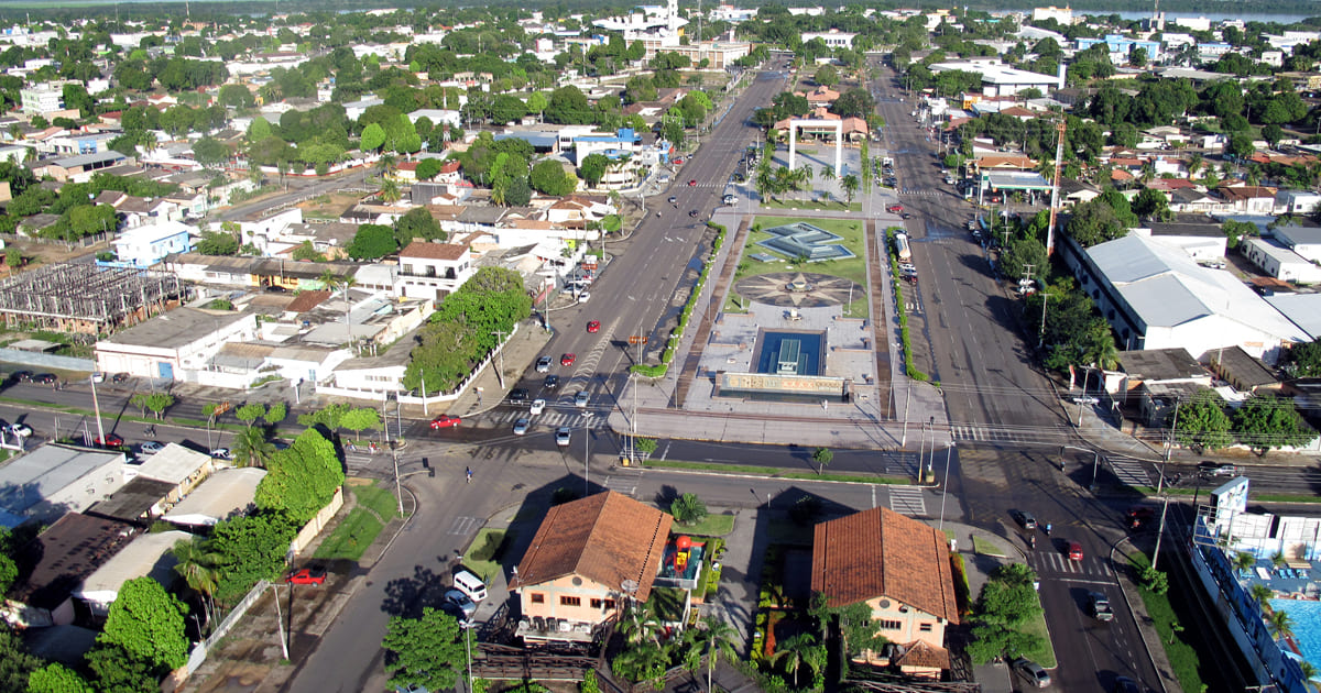 Foto aérea da cidade, representando como abrir empresa em cantá