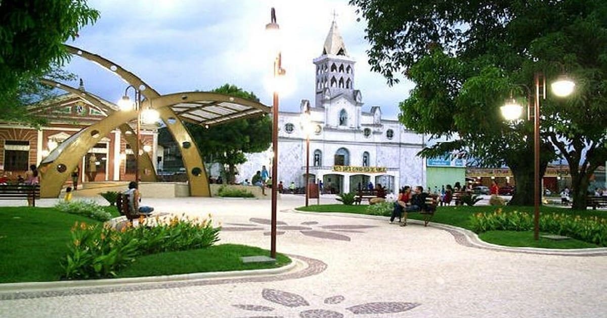 Foto de praça da cidade, representando a contabilidade em castanhal