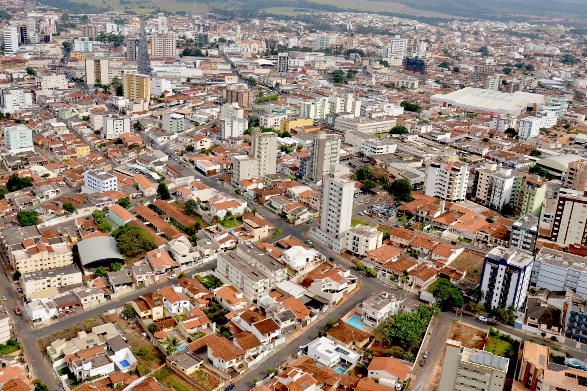 Foto aérea da cidade, representando a contabilidade em patos de minas