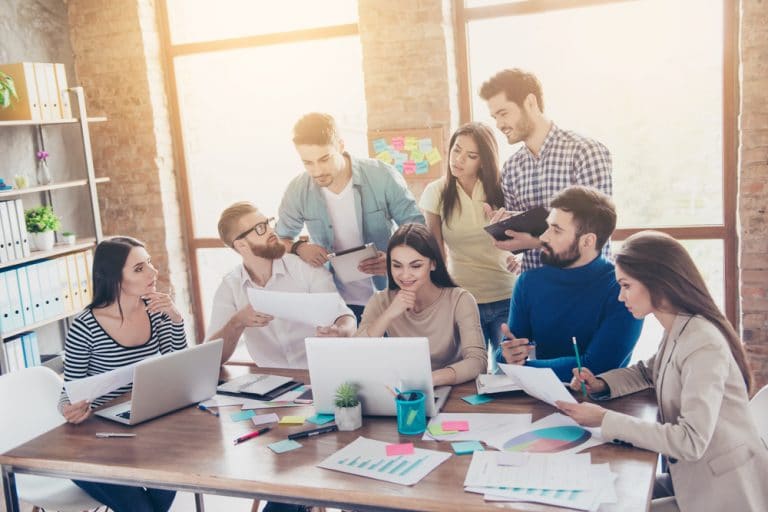 Saiba Como Promover Um Ambiente De Trabalho Saudável - Abertura Simples